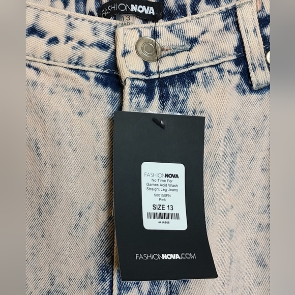 Fashion Nova No Time For Games Pink Acid Wash Relaxed Straight Leg Jeans - Picture 3 of 6